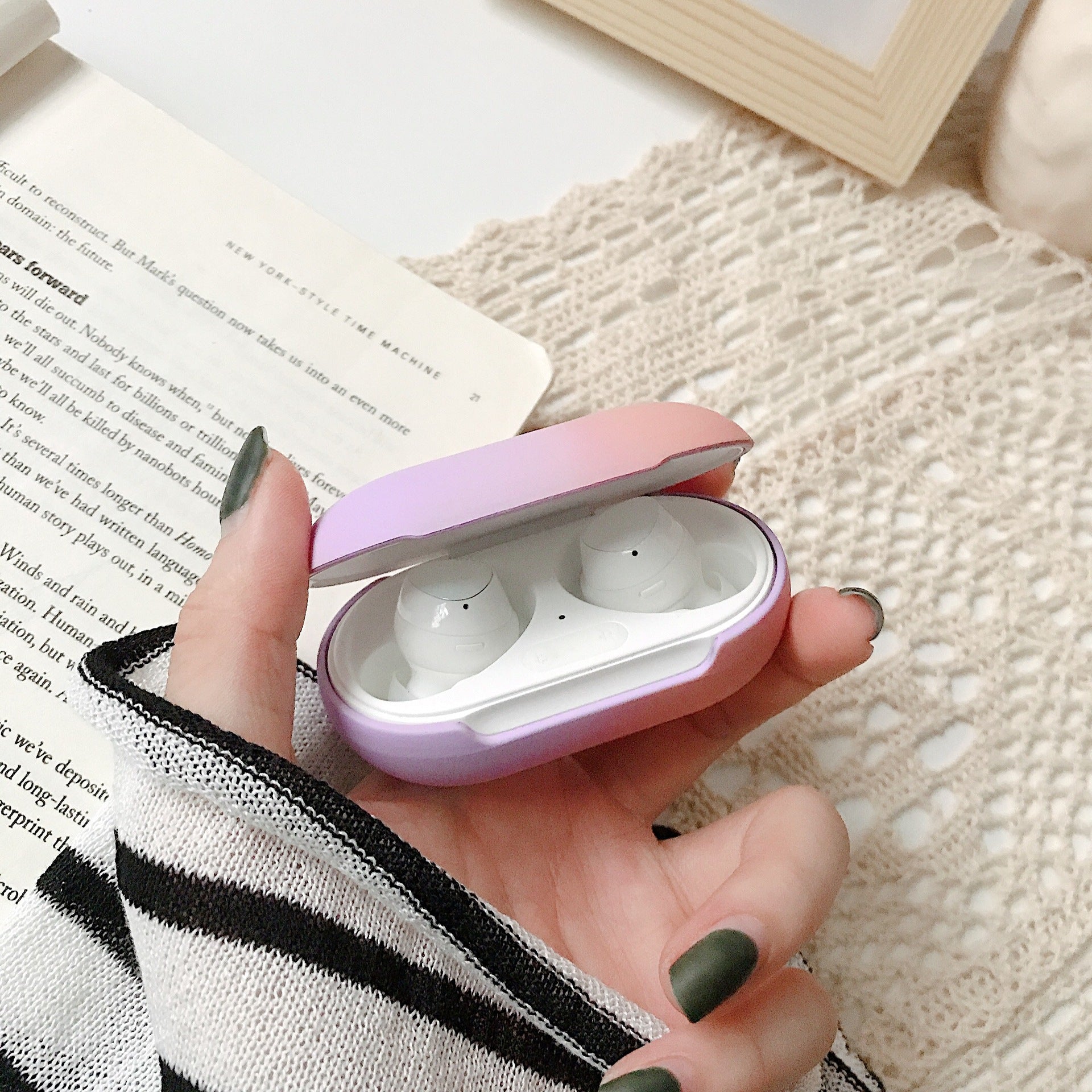 Gradient Rainbow Hard Shell Solid Color Earphone Protective Case