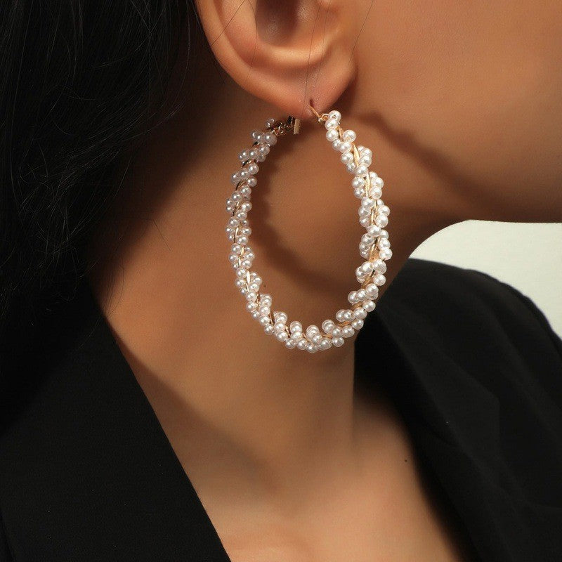 Pearl-like Female Circle Exaggerated Round Earrings