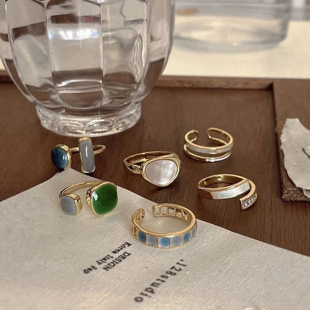 Emerald Design Women's Fashion Personalized Ring