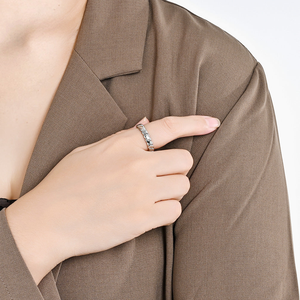 Elevate Your Look With This Sophisticated Ring For Women