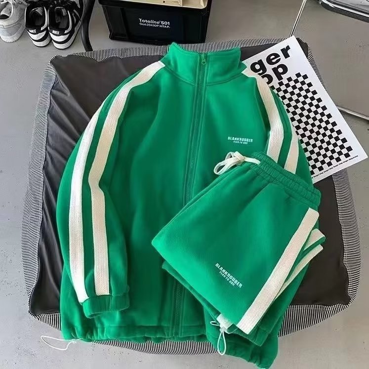 Trendy And Stylish Casual Sporty Sweatshirt Set