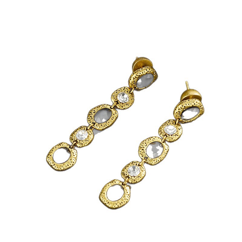 Elegant And Personalized Black Tassel Palace Style Earrings