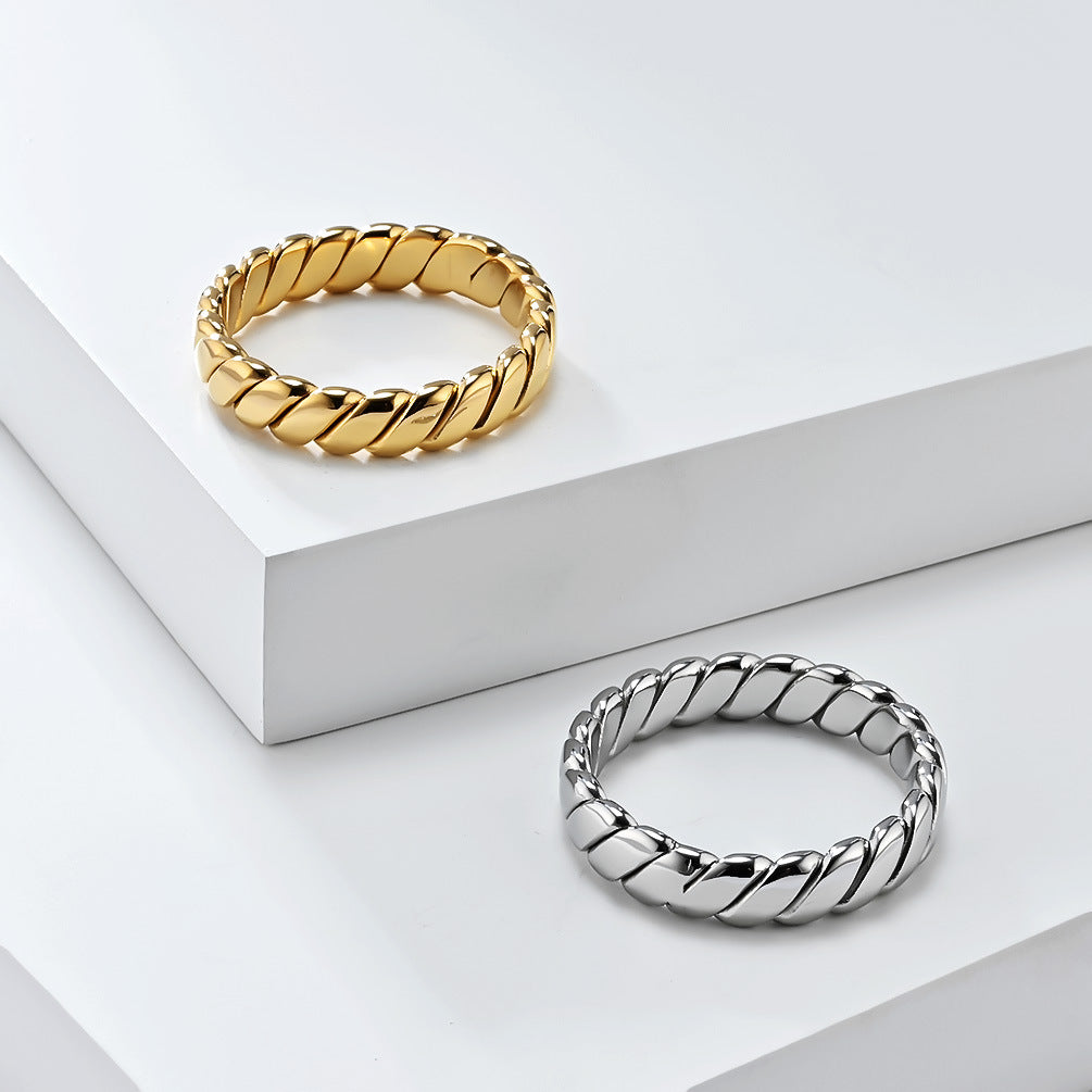 Elevate Your Look With This Sophisticated Ring For Women