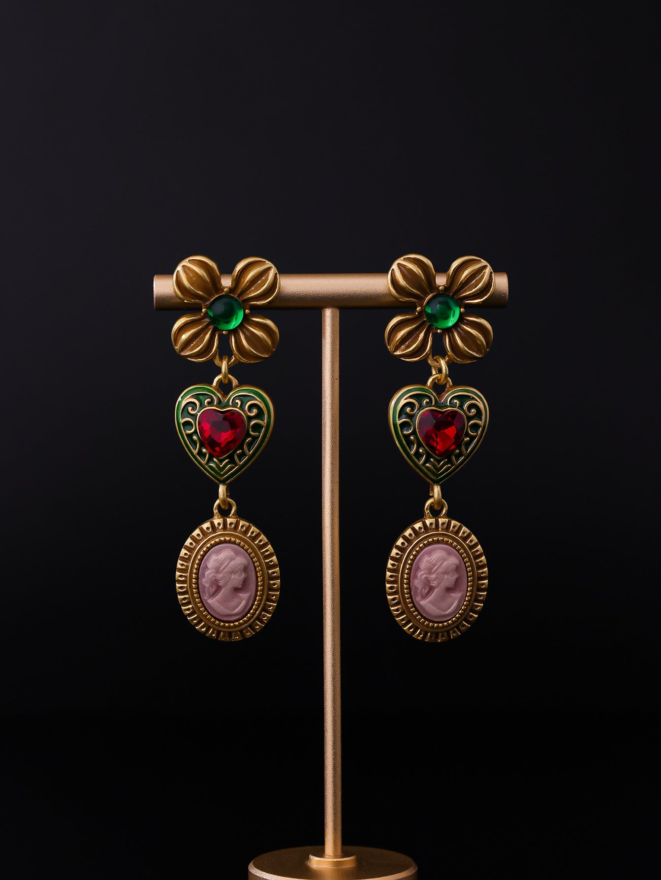 Love Portrait Versatile Earrings Necklace Personalized Retro Jewelry Set