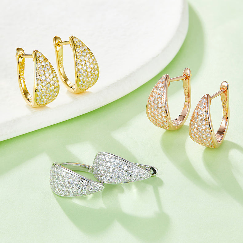 Top-quality Moissanite Luxury And Fashionable Light Luxury Jewelry Silver Stud Earrings S925 Silver Plated Platinum