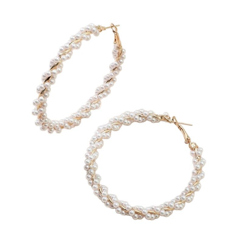 Pearl-like Female Circle Exaggerated Round Earrings