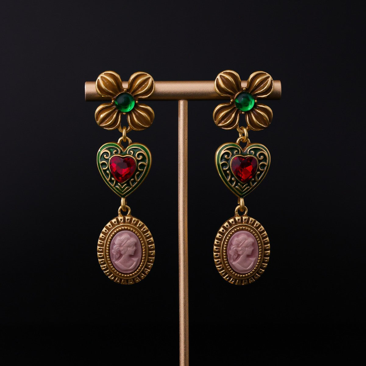 Love Portrait Versatile Earrings Necklace Personalized Retro Jewelry Set